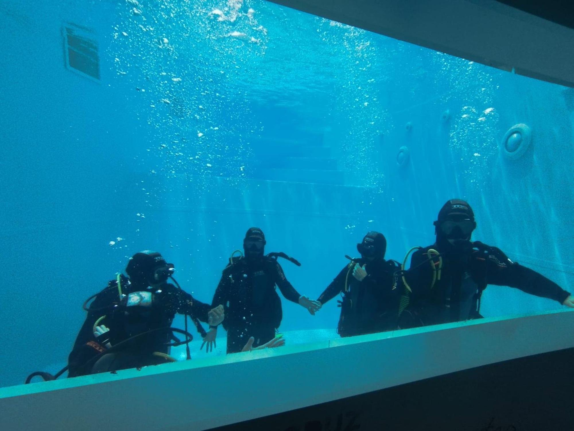 Santa Cruz Dive House Padi Dive Resort Силвейра Экстерьер фото